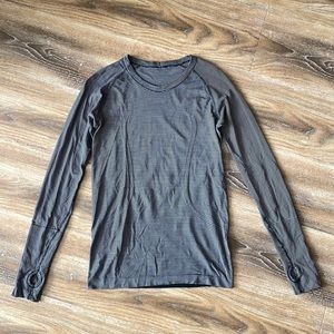 Lululemon Swiftly Tech Long Sleeve Stripe Tee